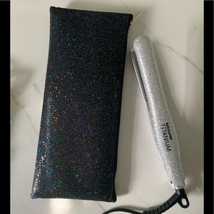 Brand New BaByliss PRO Titanium 3/4” Mini Flat Iron